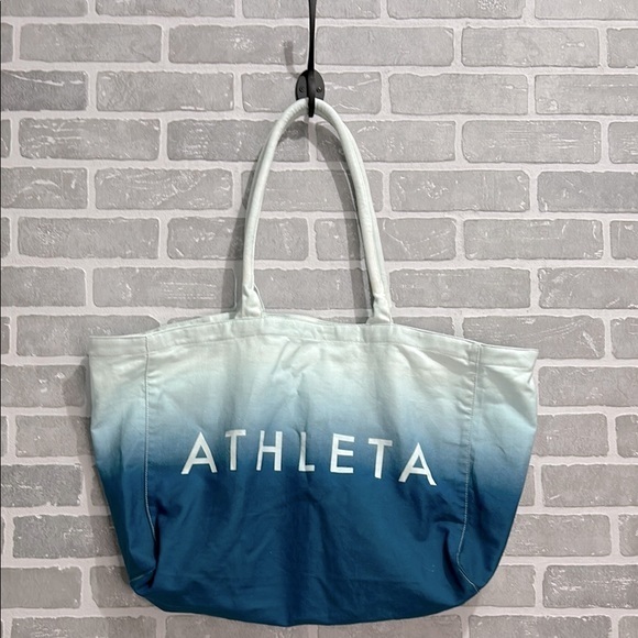 Athleta Beach Bag Gym Bag Tote Bag Blue Ombre White Canvas - Picture 1 of 6
